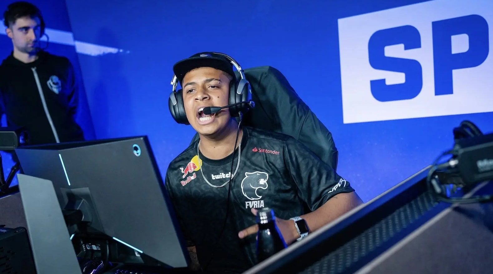 是以控能断 是以控能断